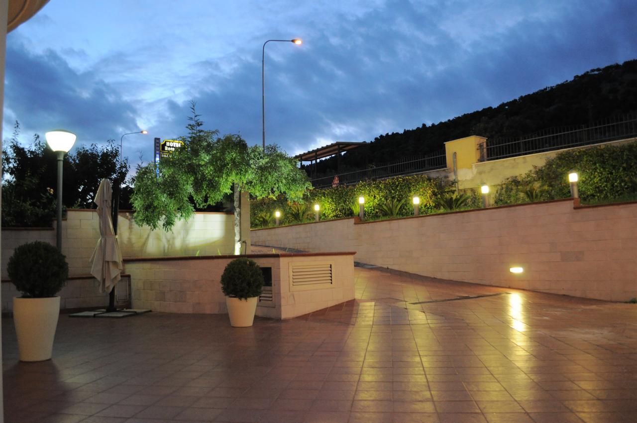 Hotel Ristorante Rossemi San Giovanni Rotondo Bagian luar foto