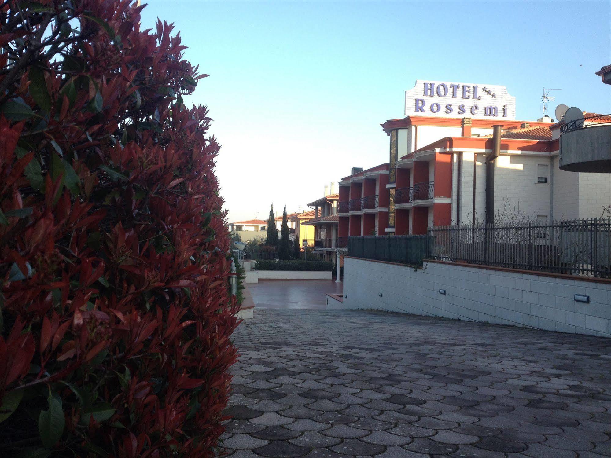 Hotel Ristorante Rossemi San Giovanni Rotondo Bagian luar foto