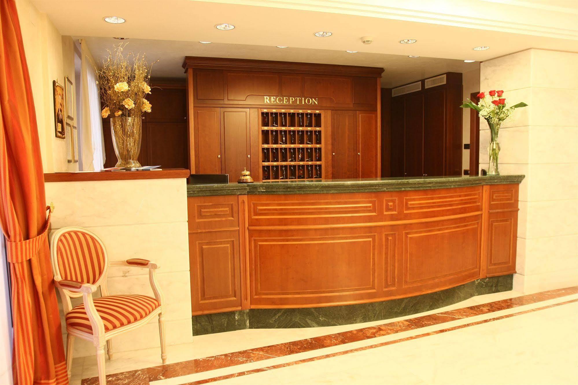Hotel Ristorante Rossemi San Giovanni Rotondo Bagian luar foto