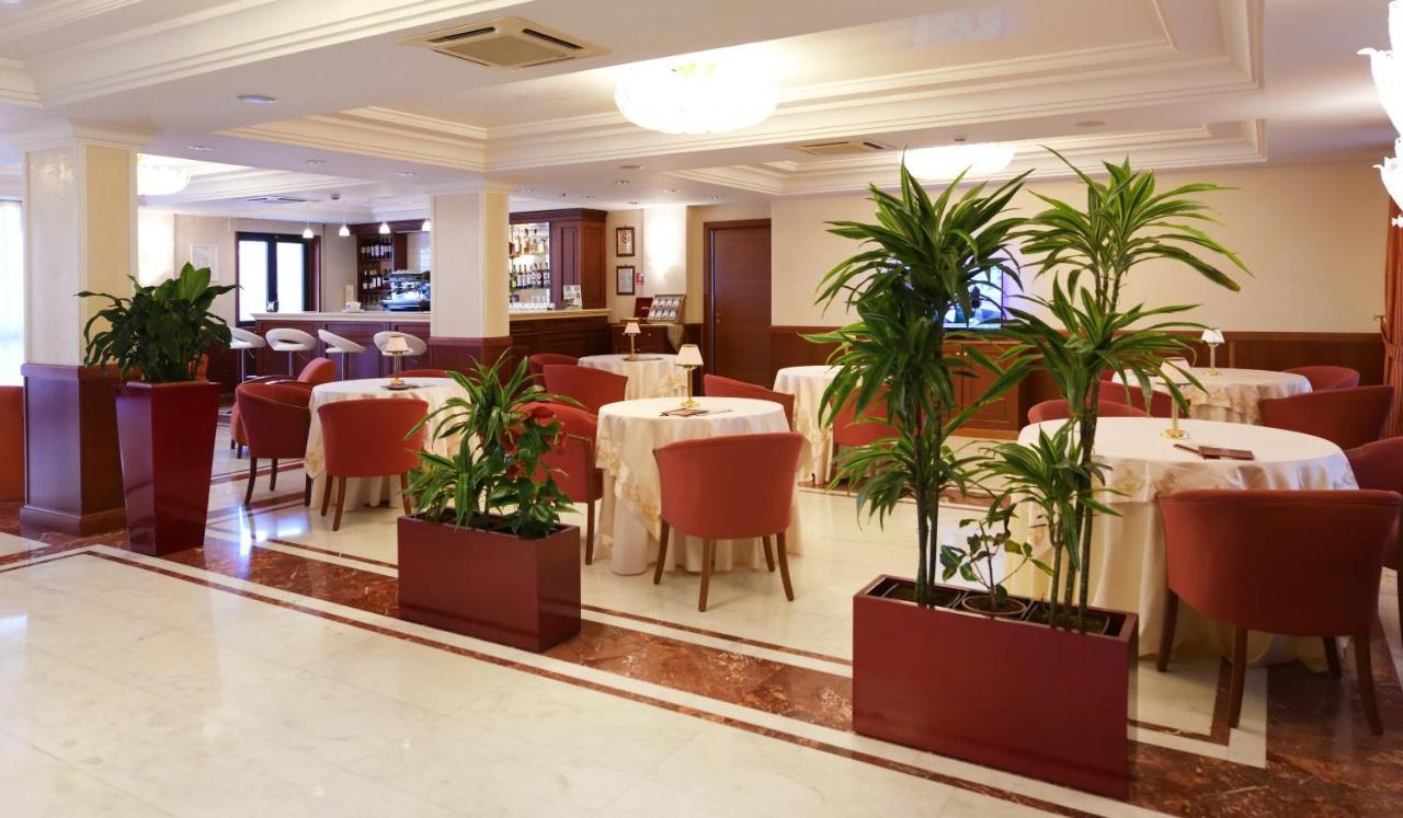 Hotel Ristorante Rossemi San Giovanni Rotondo Bagian luar foto