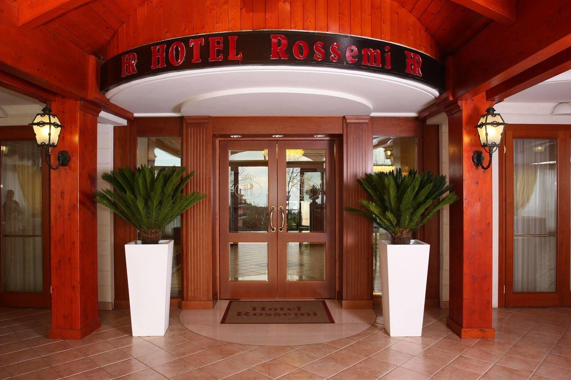 Hotel Ristorante Rossemi San Giovanni Rotondo Bagian luar foto